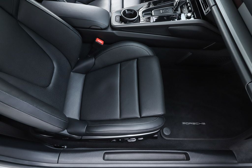 2025 Porsche 911 Carrera S