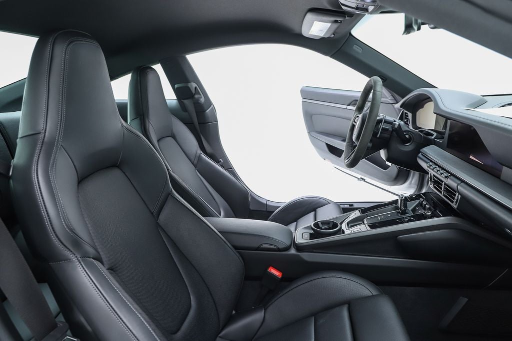 2025 Porsche 911 Carrera S
