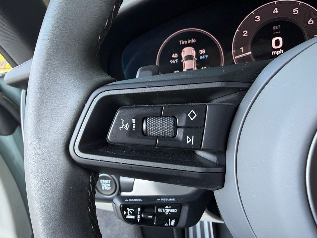 2025 Porsche 911 Carrera S