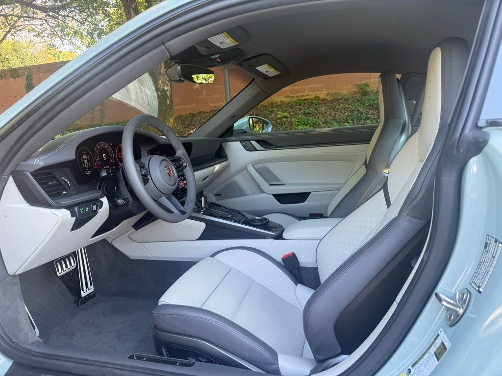 2025 Porsche 911 Carrera S