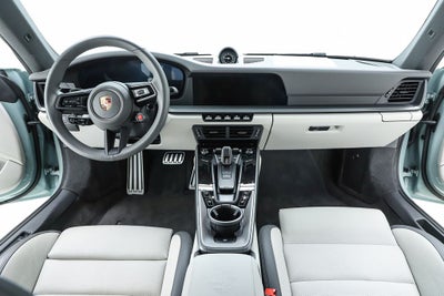 2025 Porsche 911 Carrera S