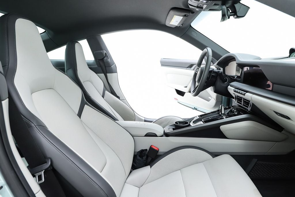 2025 Porsche 911 Carrera S