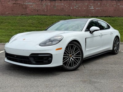 2023 Porsche Panamera 4 Platinum Edition