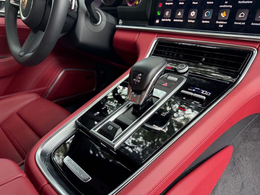 2023 Porsche Panamera 4 Platinum Edition