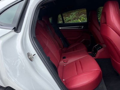 2023 Porsche Panamera 4 Platinum Edition