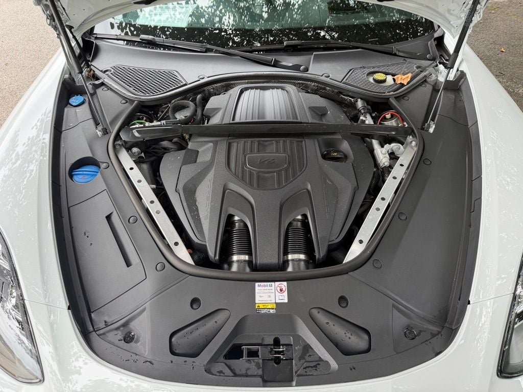 2023 Porsche Panamera 4 Platinum Edition