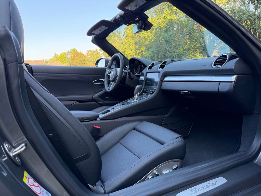 2025 Porsche 718 Boxster Base