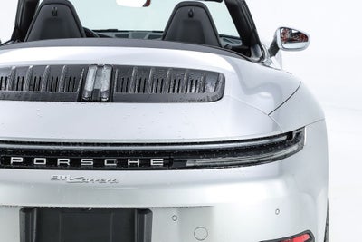 2025 Porsche 911 Carrera