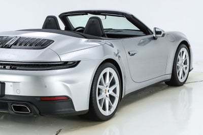 2025 Porsche 911 Carrera