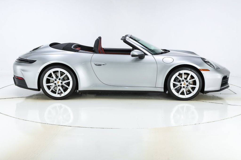 2025 Porsche 911 Carrera