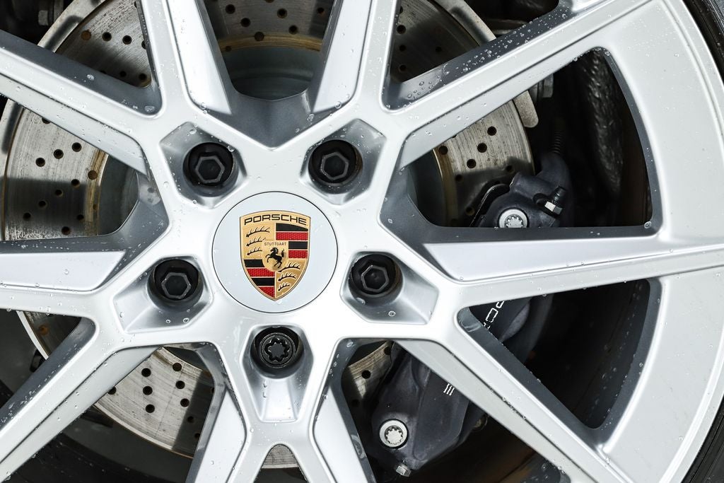 2025 Porsche 911 Carrera