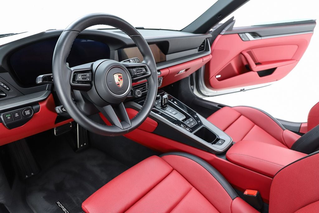 2025 Porsche 911 Carrera