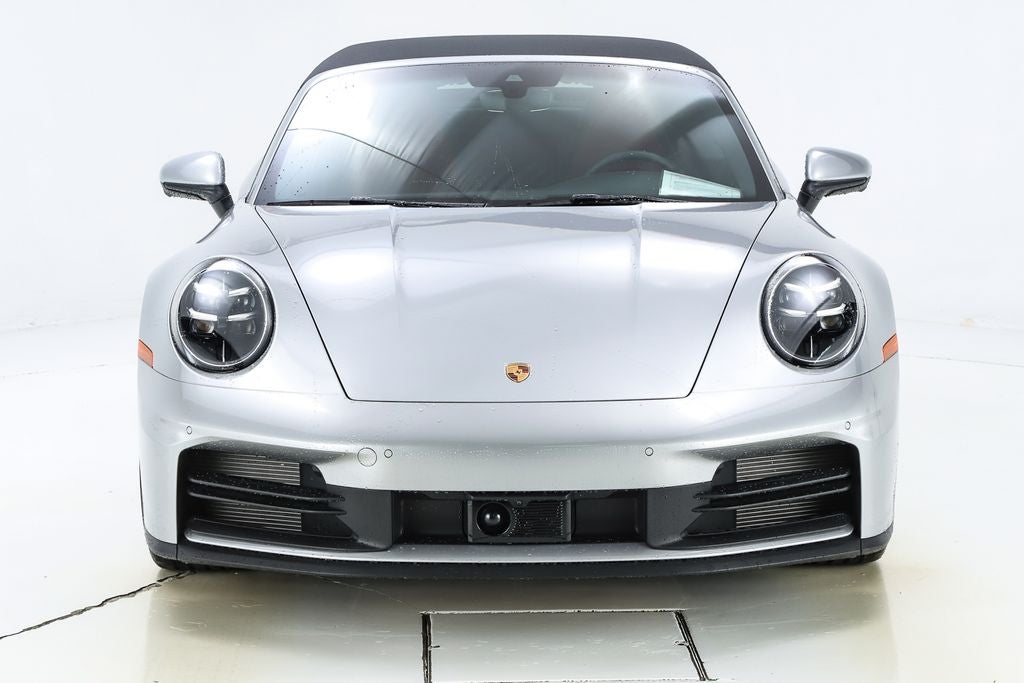2025 Porsche 911 Carrera