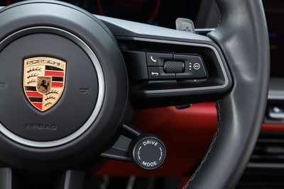 2025 Porsche 911 Carrera