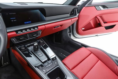 2025 Porsche 911 Carrera