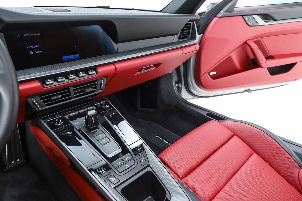 2025 Porsche 911 Carrera