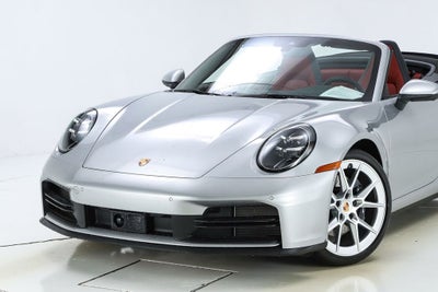 2025 Porsche 911 Carrera