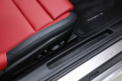 2025 Porsche 911 Carrera