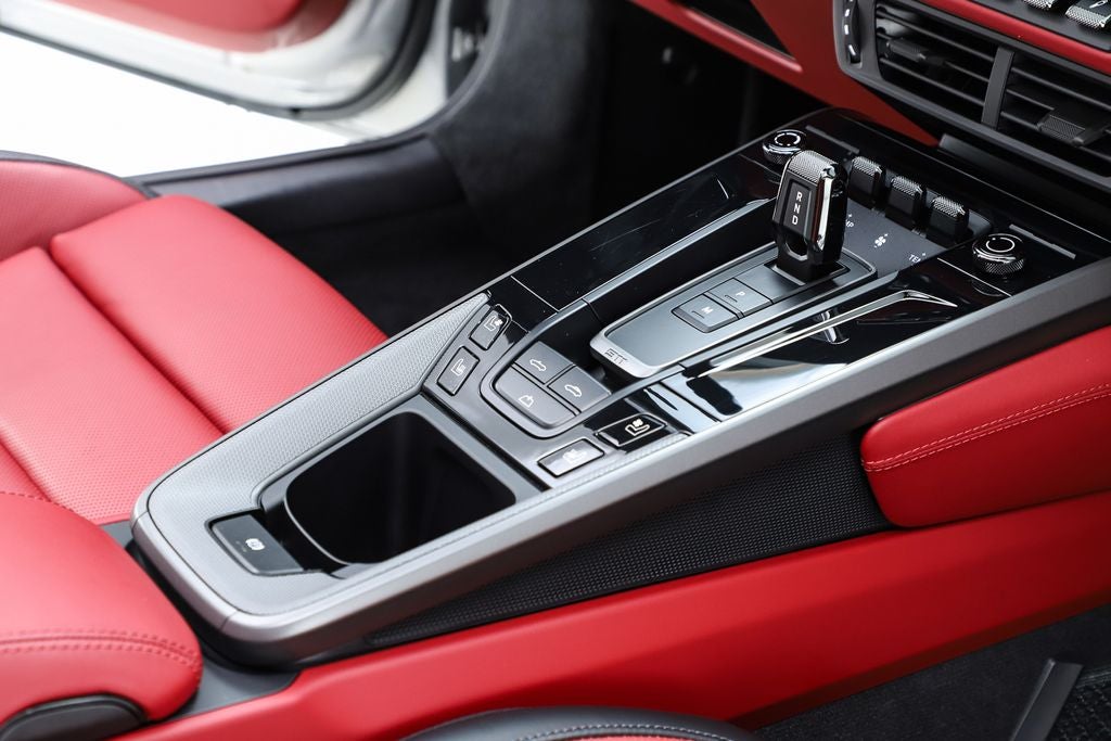 2025 Porsche 911 Carrera