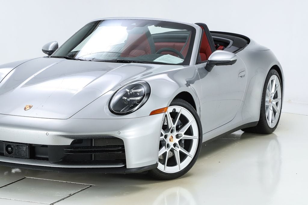 2025 Porsche 911 Carrera
