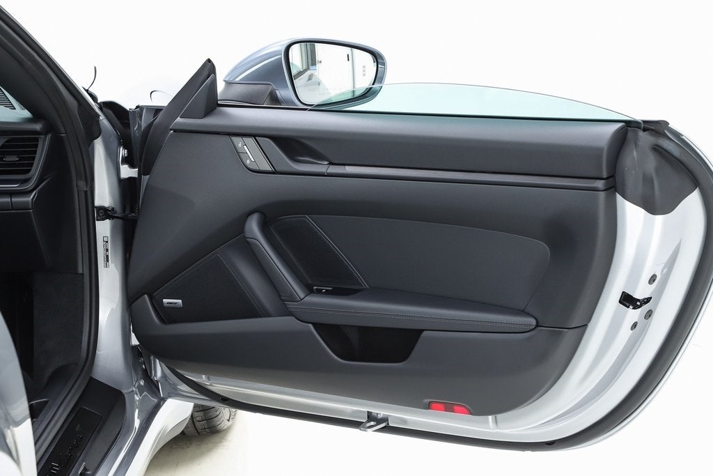 2025 Porsche 911 Carrera T