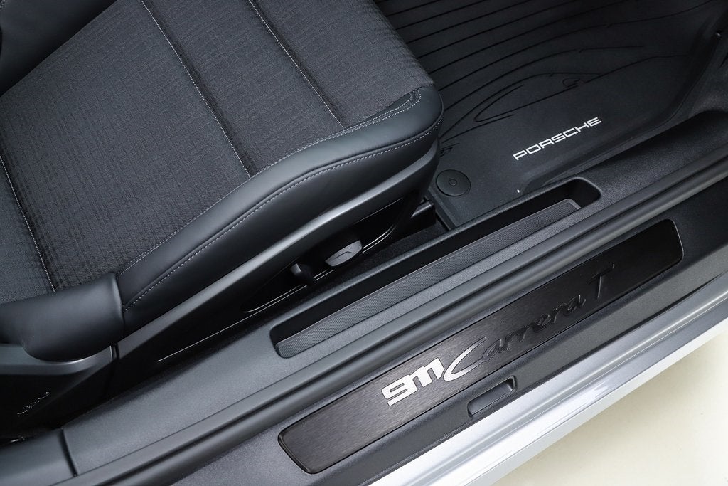 2025 Porsche 911 Carrera T