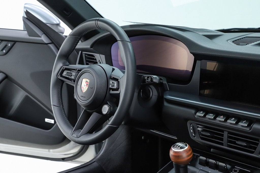 2025 Porsche 911 Carrera T