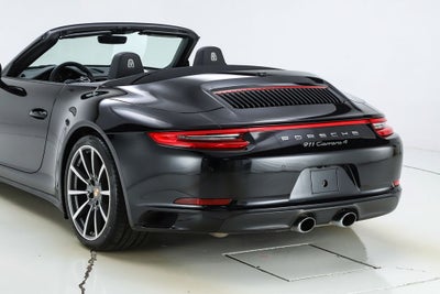 2017 Porsche 911 Carrera 4