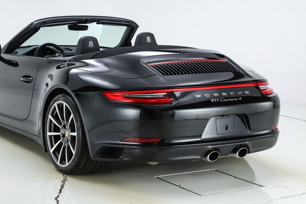 2017 Porsche 911 Carrera 4