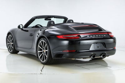 2017 Porsche 911 Carrera 4