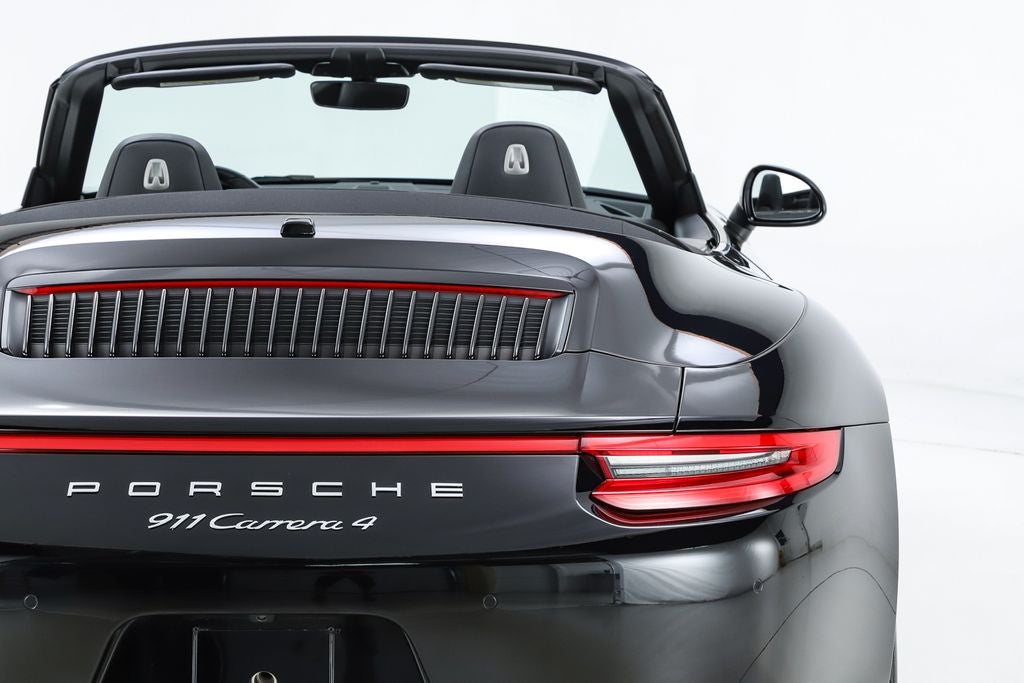 2017 Porsche 911 Carrera 4