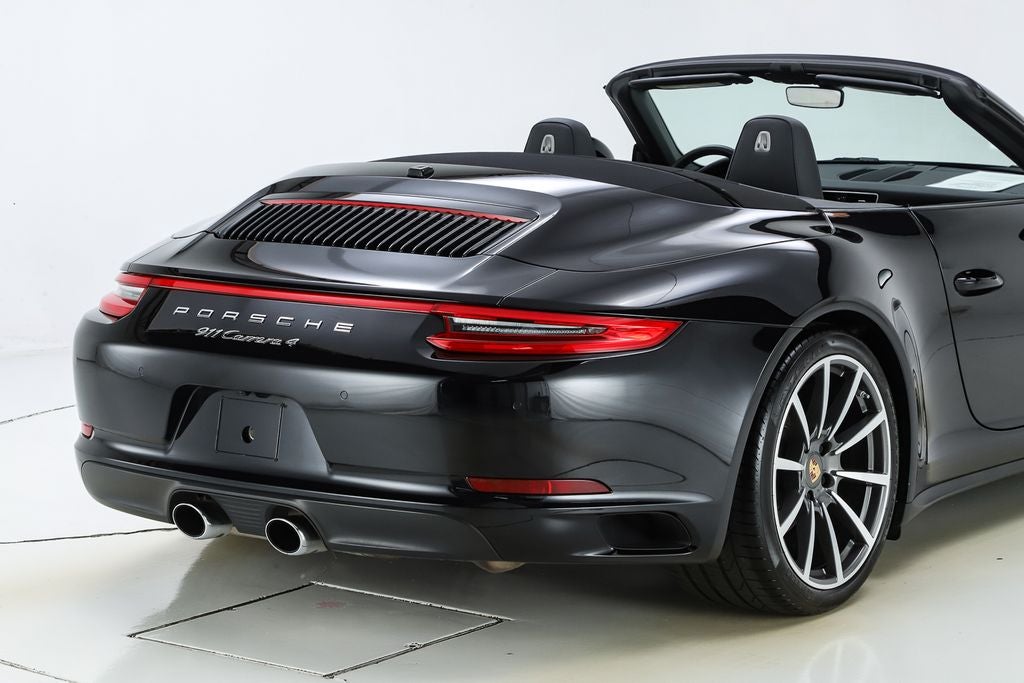 2017 Porsche 911 Carrera 4