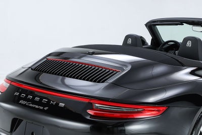 2017 Porsche 911 Carrera 4