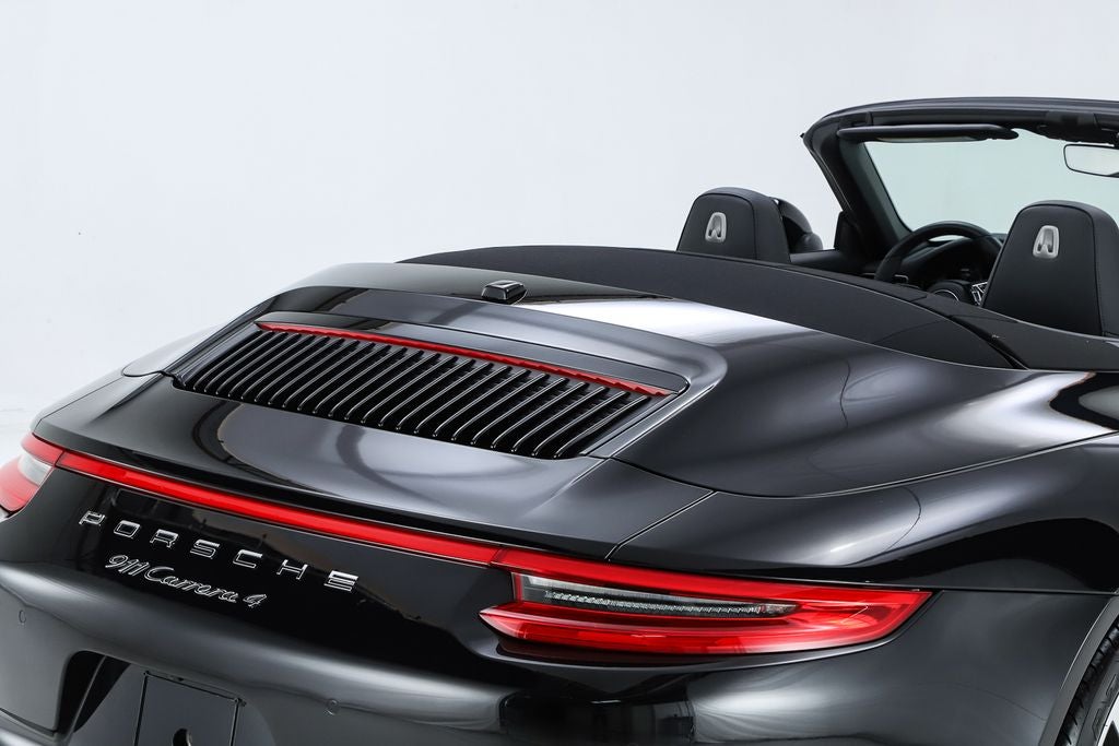 2017 Porsche 911 Carrera 4
