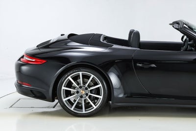 2017 Porsche 911 Carrera 4