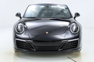 2017 Porsche 911 Carrera 4