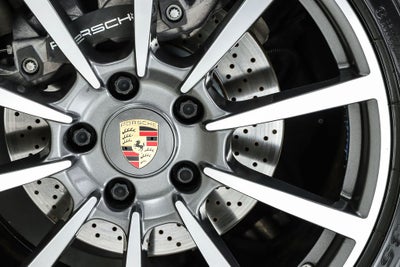 2017 Porsche 911 Carrera 4
