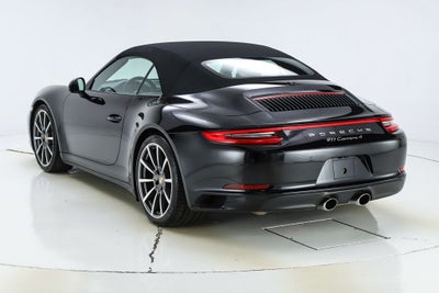 2017 Porsche 911 Carrera 4