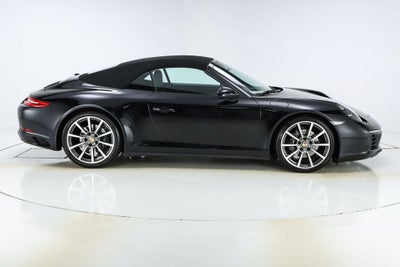 2017 Porsche 911 Carrera 4