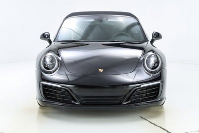 2017 Porsche 911 Carrera 4