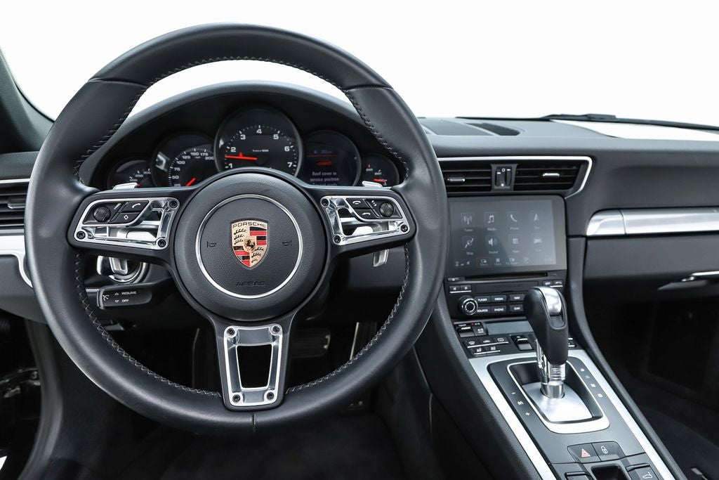 2017 Porsche 911 Carrera 4