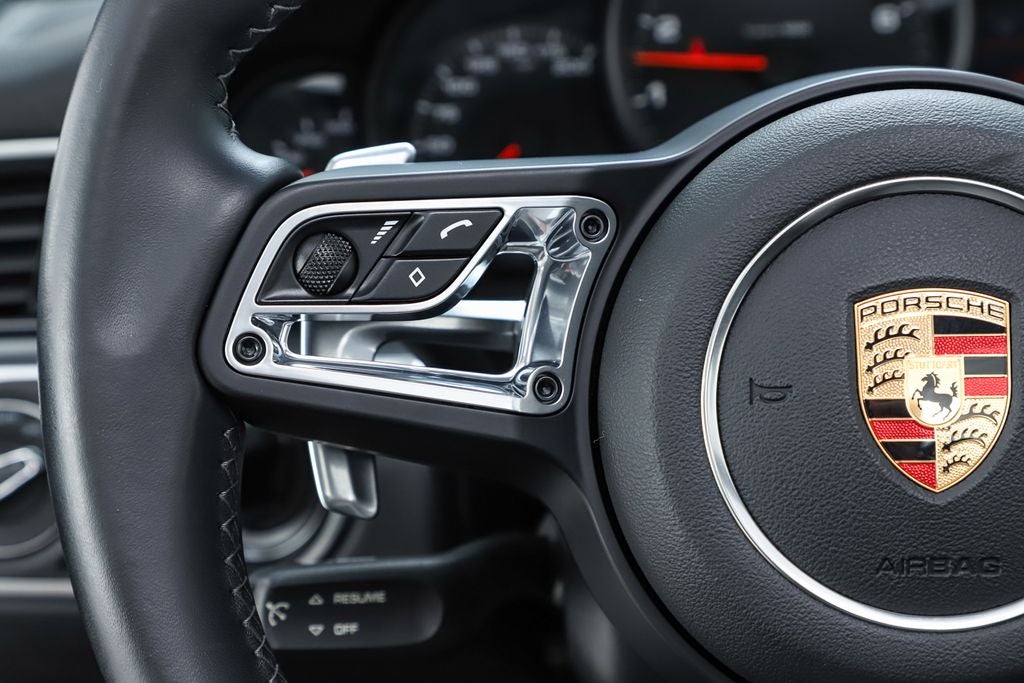 2017 Porsche 911 Carrera 4