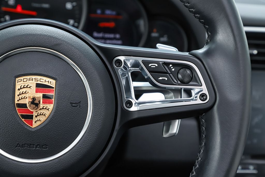 2017 Porsche 911 Carrera 4