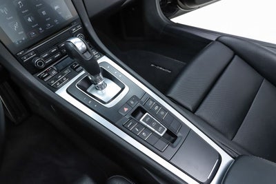 2017 Porsche 911 Carrera 4
