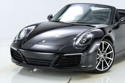2017 Porsche 911 Carrera 4