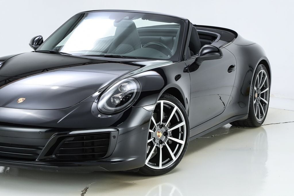 2017 Porsche 911 Carrera 4