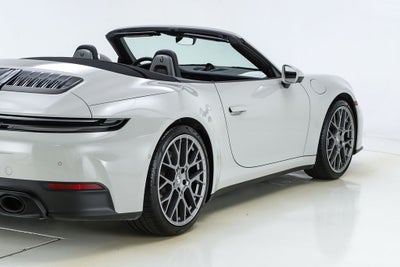 2025 Porsche 911 Carrera