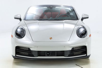 2025 Porsche 911 Carrera