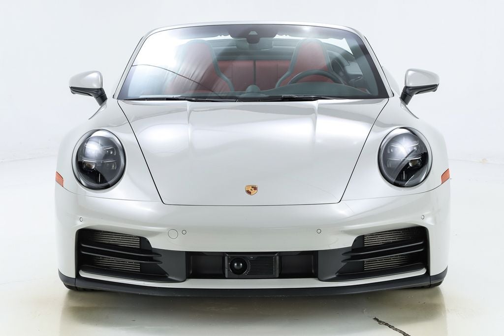 2025 Porsche 911 Carrera