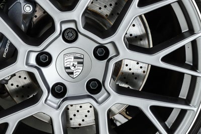 2025 Porsche 911 Carrera